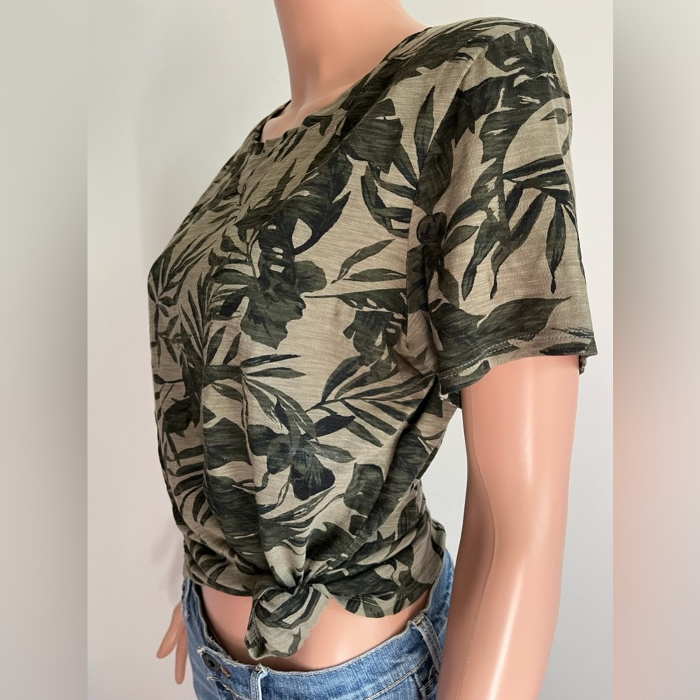 Old Navy Tee